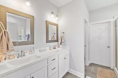 120 Parker Street, Four Oaks, NC 27524 - Photo 19