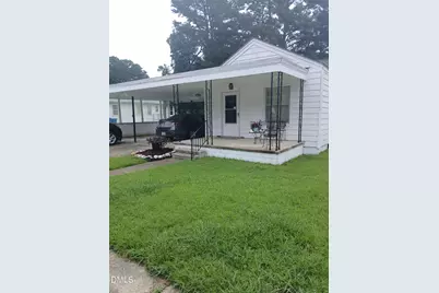 906 N McKay Avenue, Dunn, NC 28334 - Photo 3