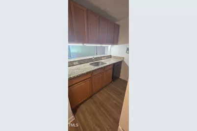 1401 Collegiate Circle #104, Raleigh, NC 27606 - Photo 9