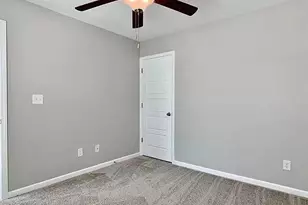 134 W Lumber Ct, Clayton, NC 27520 - Photo 9