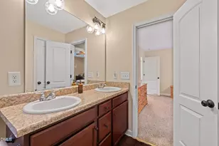 237 Hunter Ln, Zebulon, NC 27597 - Photo 17