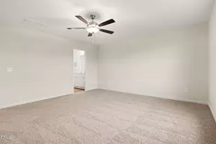 31 E Emily Gardens Dr, Selma, NC 27576 - Photo 23