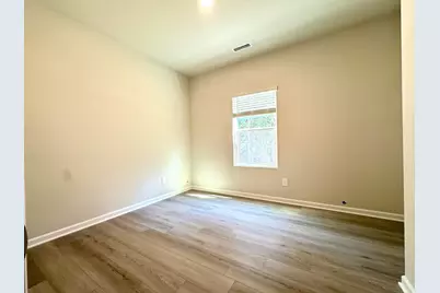 433 Squirrel Oaks Lane, Garner, NC 27529 - Photo 5