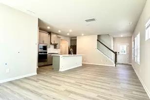 433 Squirrel Oaks Ln, Garner, NC 27529 - Photo 3