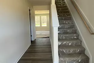 221 Hl Vly Dr, La Grange, NC 28551 - Photo 3