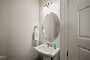 6321 Pesta Ct, Raleigh, NC 27612 - Photo 15