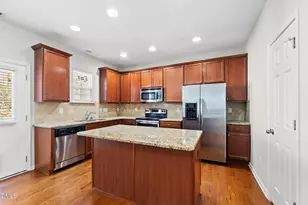 404 Provincial St, Raleigh, NC 27603 - Photo 5