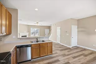 317 Commons Dr, Holly Springs, NC 27540 - Photo 15