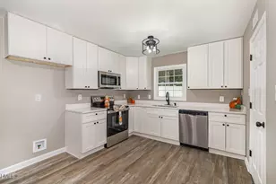 3204 Friar Tuck Rd, Raleigh, NC 27610 - Photo 9