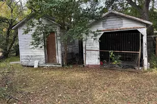 836 Clark St, Rocky Mount, NC 27801 - Photo 3