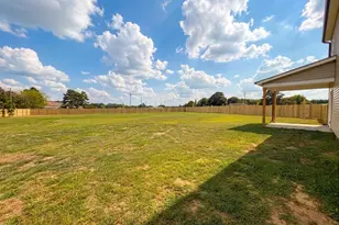 87 Sundrops Trl, Dunn, NC 28334 - Photo 3