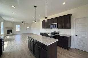 87 Sundrops Trl, Dunn, NC 28334 - Photo 5