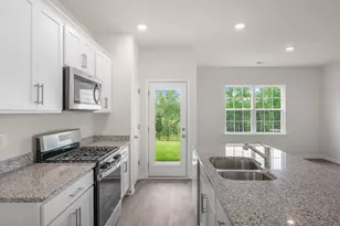 123 Starlight St, Sanford, NC 27330 - Photo 7