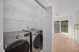 102 Korbel Pl, Cary, NC 27513 - Photo 29