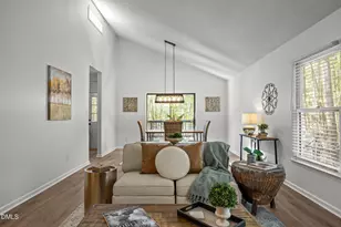 9909 Leslie Dr, Chapel Hill, NC 27516 - Photo 9