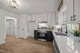 9909 Leslie Dr, Chapel Hill, NC 27516 - Photo 17