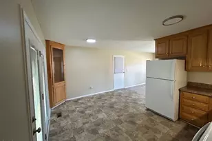 309 Saint St, Dunn, NC 28334 - Photo 5