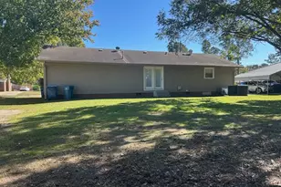 309 Saint St, Dunn, NC 28334 - Photo 19