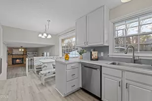 1000 Brookgreen Dr, Cary, NC 27511 - Photo 9