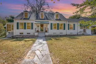 303 W Dolphin St, Siler City, NC 27344 - Photo 1