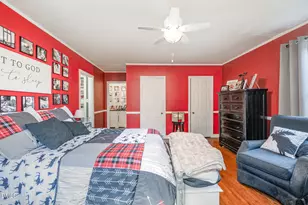 303 W Dolphin St, Siler City, NC 27344 - Photo 17