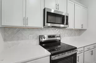 300 Hudson Vlg Dr, La Grange, NC 28551 - Photo 11