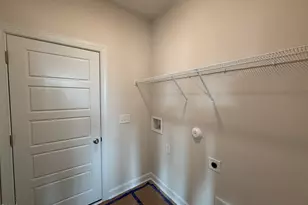 300 Hudson Vlg Dr, La Grange, NC 28551 - Photo 5