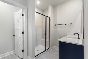 10553 Pleasant Br Dr, Raleigh, NC 27614 - Photo 19