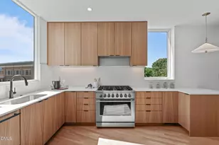 1304 Chamblee Hl Ct, Raleigh, NC 27608 - Photo 15