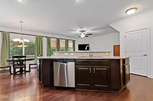 208 Kylemore Cir, Cary, NC 27513 - Photo 9