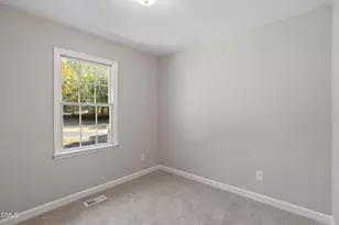 318 Apple St, Creedmoor, NC 27522 - Photo 9