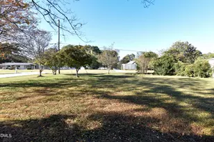 813 N Church St, Zebulon, NC 27597 - Photo 7