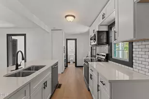 406 Old Whiteville Rd, Lumberton, NC 28358 - Photo 17