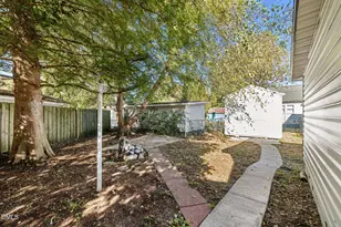 406 Old Whiteville Rd, Lumberton, NC 28358 - Photo 25