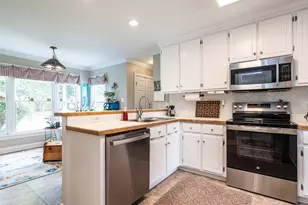 9205 Dawnshire Rd, Raleigh, NC 27615 - Photo 7