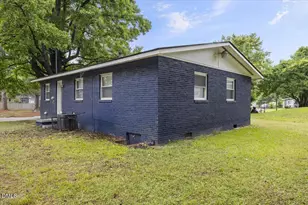 2752 Weldon Terrace, Durham, NC 27703 - Photo 31