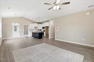 105 Sagewood Dr, Dudley, NC 28333 - Photo 7