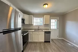 2702 Cartier Dr, Raleigh, NC 27608 - Photo 5