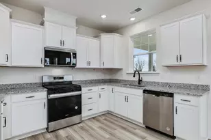 1584 Briar Brook Ln, Zebulon, NC 27597 - Photo 9