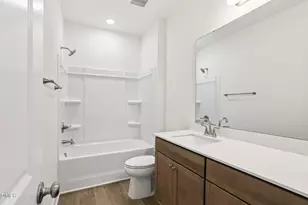 521 Hipwood Dr, Zebulon, NC 27597 - Photo 9