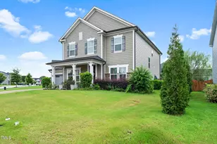 225 Seneca Shore Dr, Holly Springs, NC 27540 - Photo 3