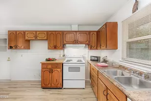 3228 Julian Dr, Raleigh, NC 27604 - Photo 11