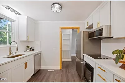 606 E Club Boulevard, Durham, NC 27704 - Photo 7