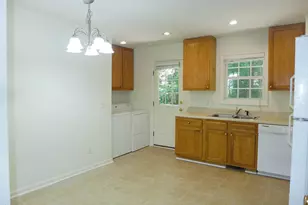 400 B W Poplar Ave, Carrboro, NC 27510 - Photo 9