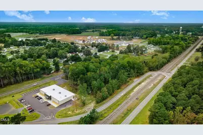 195 Main Street, Wilson's Mills, NC 27527 - Photo 5