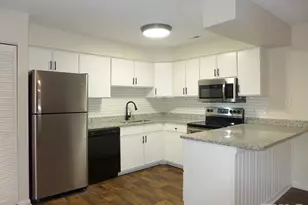 209 Summerwalk Cir, Chapel Hill, NC 27517 - Photo 5