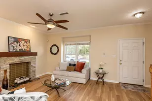 10005 David Stone Dr, Chapel Hill, NC 27517 - Photo 5