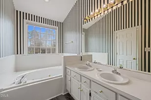 2100 Laurel Valley Way, Raleigh, NC 27604 - Photo 15