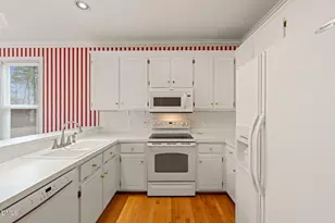 2100 Laurel Valley Way, Raleigh, NC 27604 - Photo 11