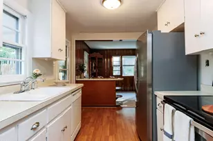 1332 Banbury Rd, Raleigh, NC 27607 - Photo 13